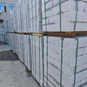 济宁芝麻白路牙石，路侧石