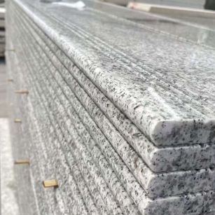 济宁芝麻白楼梯踏步 花岗岩楼梯板材