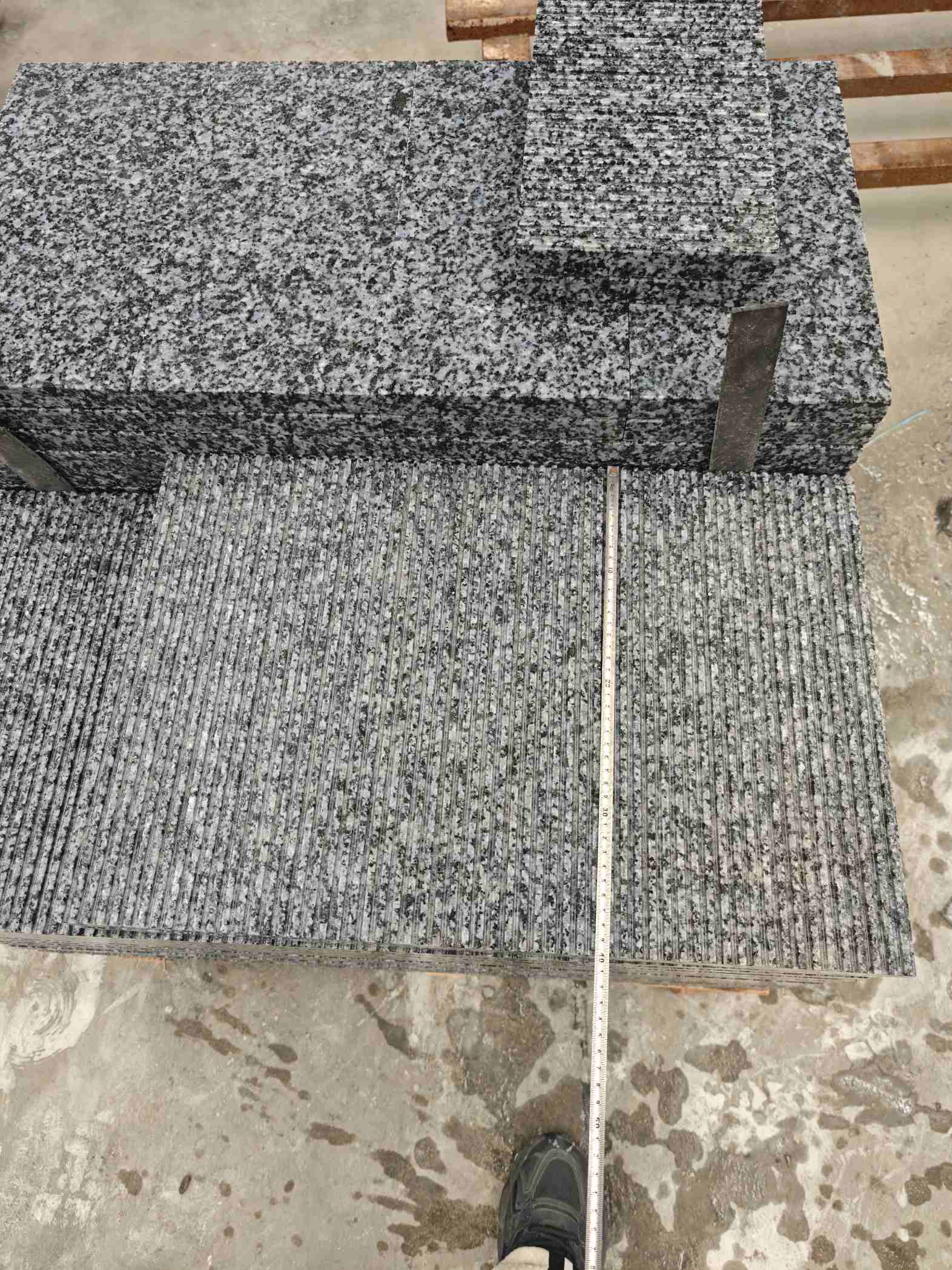 济宁芝麻黑拉丝面